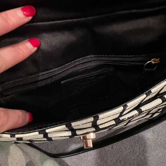 COACH Crossbody Bag - Picture 9 of 10